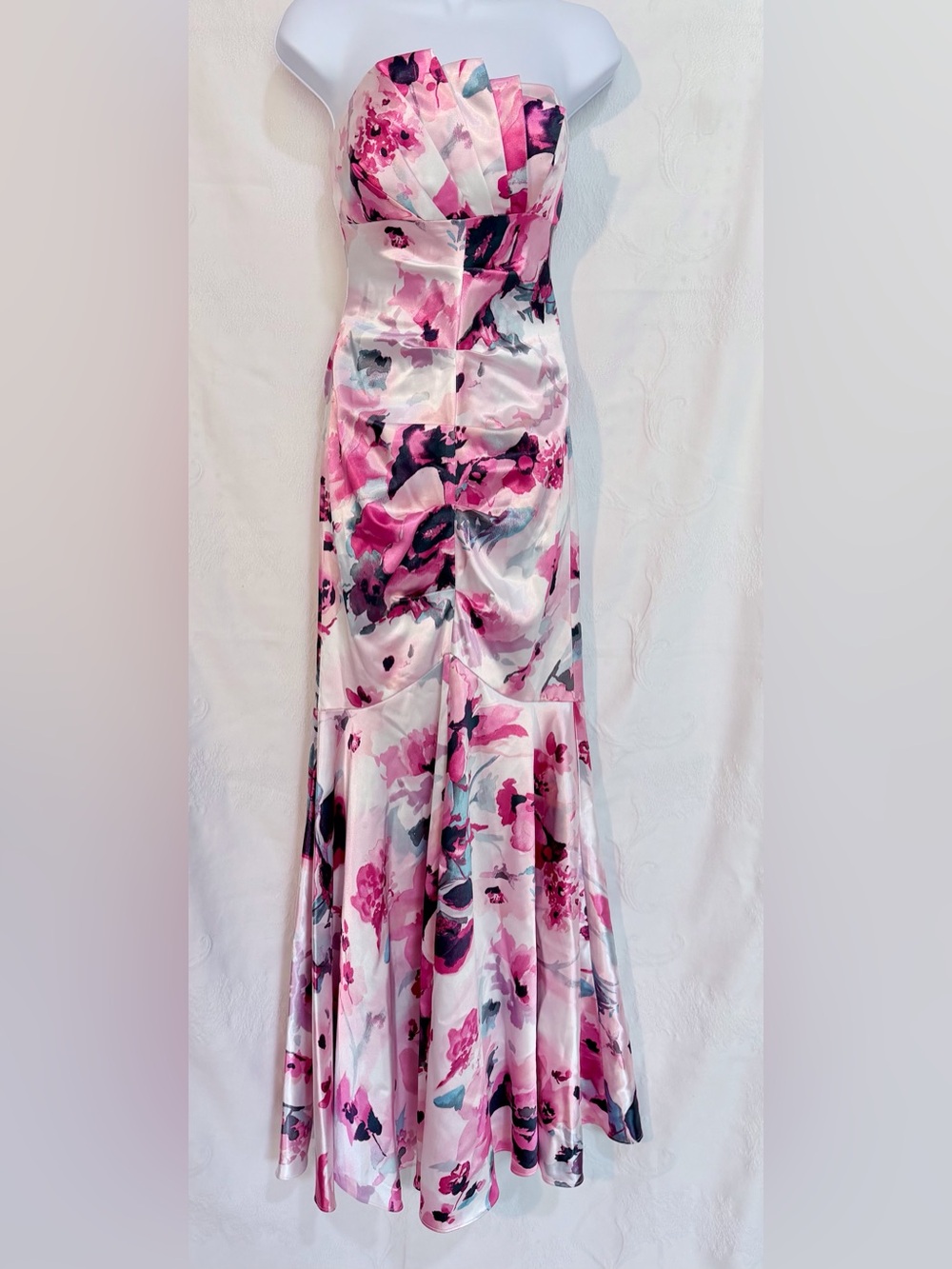 Jump Strapless Floral Satin Formal Dress in Pink and White D0059